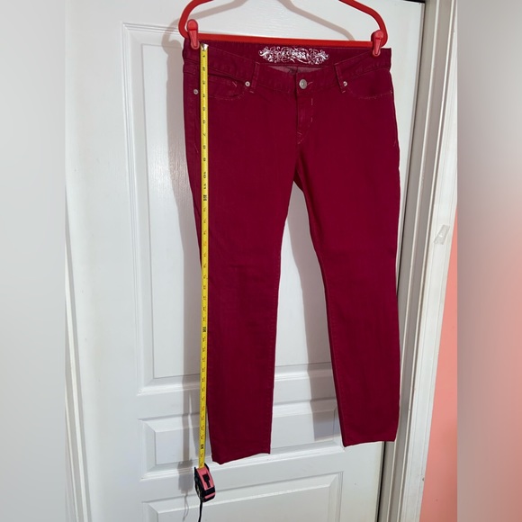 NWT Express Jeans/Zelda, sz 12. Slim fit in a berry color. - Picture 3 of 11